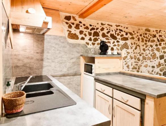 Le Venitien - Vieille Ville D'Annecy - Majord'Home Bagian luar foto